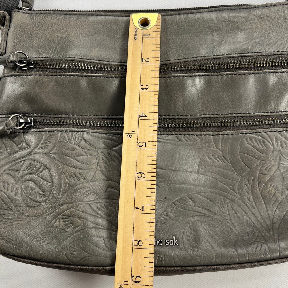 The Sak Reseda Gray Leather Bohemian Crossbody Bag Purse Embossed Floral - Picture 14 of 16